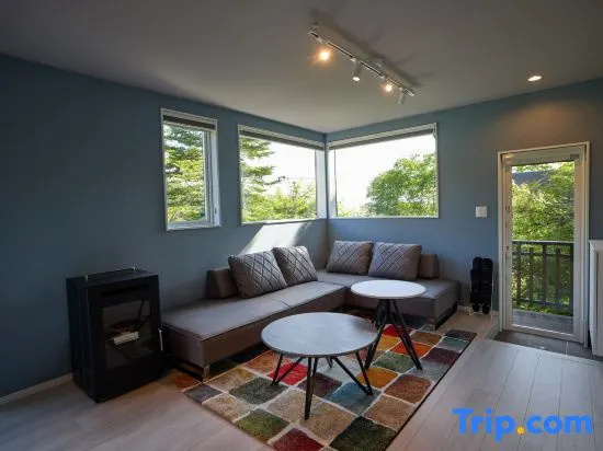 Adult villa with sauna, BBQ & fire pit, Mt. Fuji & lake view — COCO VILLA YAMANAKAKO, 山中湖 — 照片 1