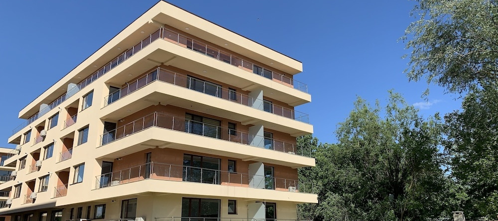 Snagov Lake Suites, 斯纳戈夫 — 照片 1