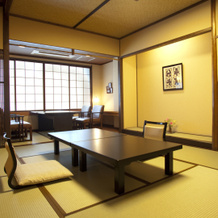 Miyajima Kinsuikan, 廿日市 — 照片 5
