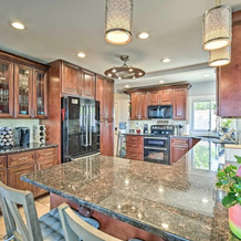 Lakefront Home W/ Game Room, Theater & Dock!, Фокс-Лейк — фото 5