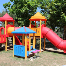Happy Camp in Camping Cisano San Vito, 巴多利诺 — 照片 3