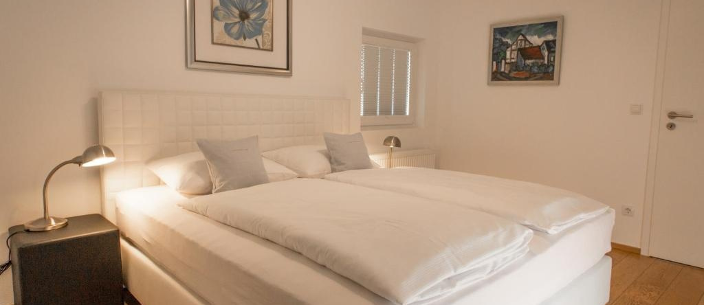 Ferienapartments Am Steinfelder Hof, 巴特诺伊纳尔-阿尔韦勒 — 照片 1