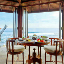 Desa Pramana Swan Villa, 克拉马斯 — 照片 3