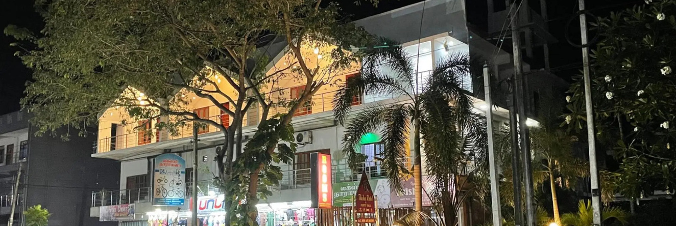 Thisha Hotel, 春纳卡姆 — 照片 1