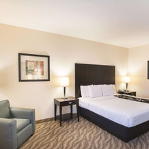 La Quinta Inn & Suites By Wyndham Glen Rose, Глен Роуз — фото 4