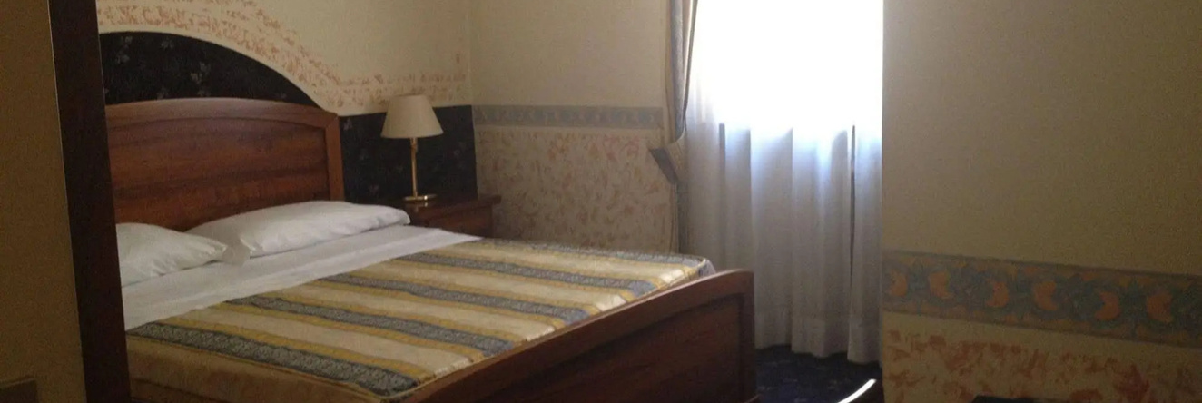 Hotel Victoria, Новара — фото 1