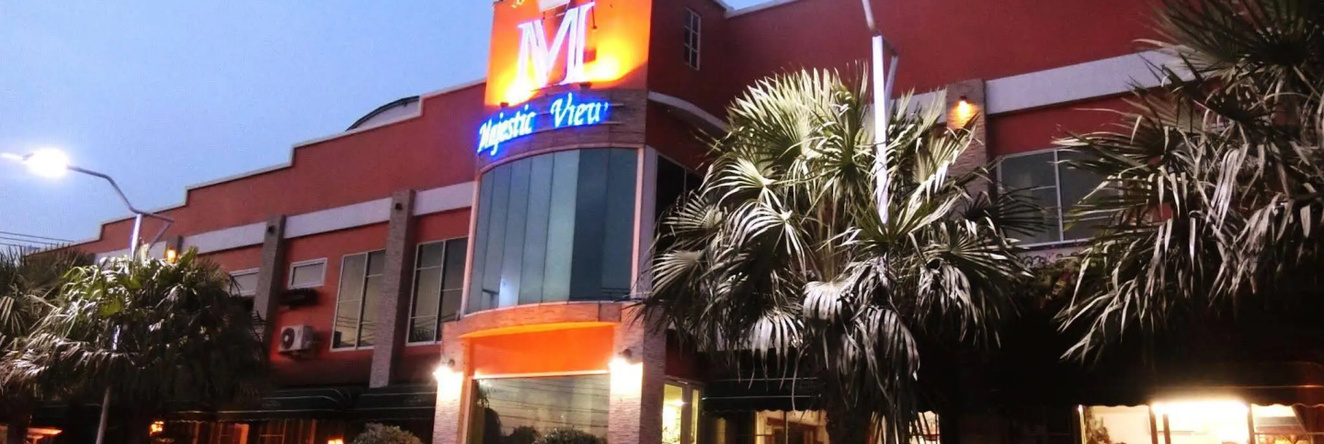 Majestic View Hotel, 清布里 — 照片 1