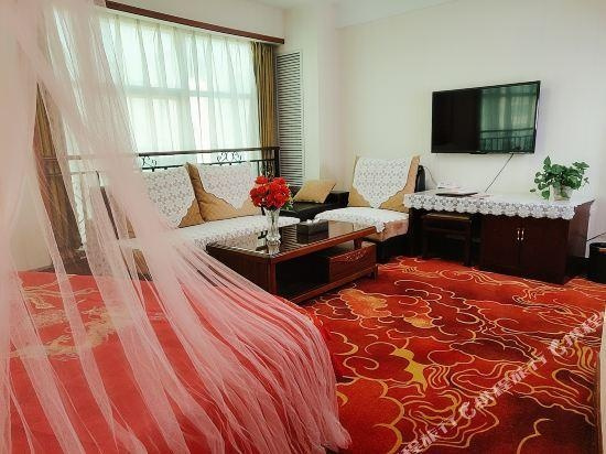Dingxi Fengcheng Hotel, Динси — фото 1