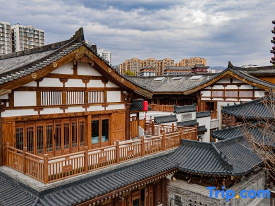 Xichang Qianxun Tangji SCHOLARS Hotel, Xichang — photo 1