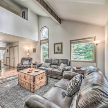 Cozy Cloudcroft Townhome ~ 1 Mi to Burro Ave!, 克劳德克罗夫特 — 照片 3