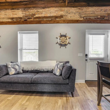 Chic Apt in the Heart of Downtown Canandaigua, 卡南代瓜 — 照片 3