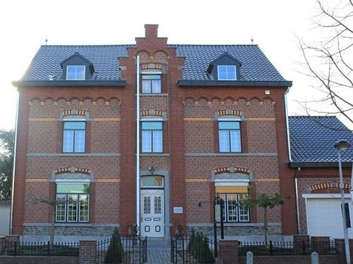 Huyze Max Bed & Breakfast, 迪尔森-斯托克姆 — 照片 1