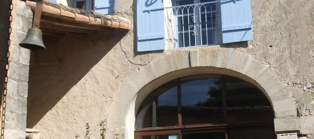 Chambres d’hôtes dans Maison d'artiste, 加拉尔格 — 照片 1
