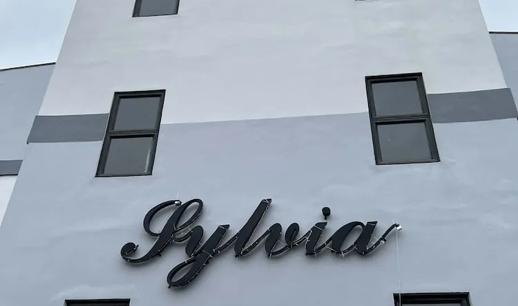 Cozy Condo for Relaxing Stays, Imus — photo 1