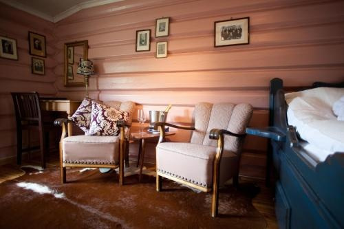 Nordre Ekre gardshotell og restaurant, Sor-Fron — photo 1