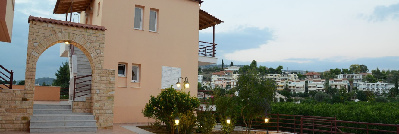 Marias Filoxenia Suites Apart-Hotel, Drepano — photo 1