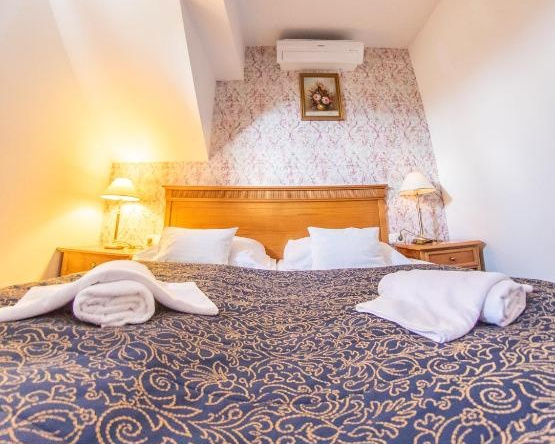 Borhotel Sziluett Farkasmály, Дьёндьёш — фото 1
