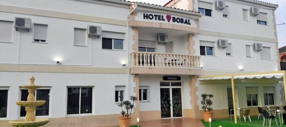 Hotel Bobal, Рекена — фото 1
