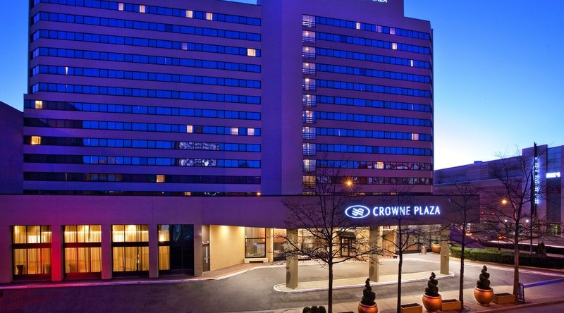 Crowne Plaza Hotel White Plains downtown, 白原市 — 照片 1