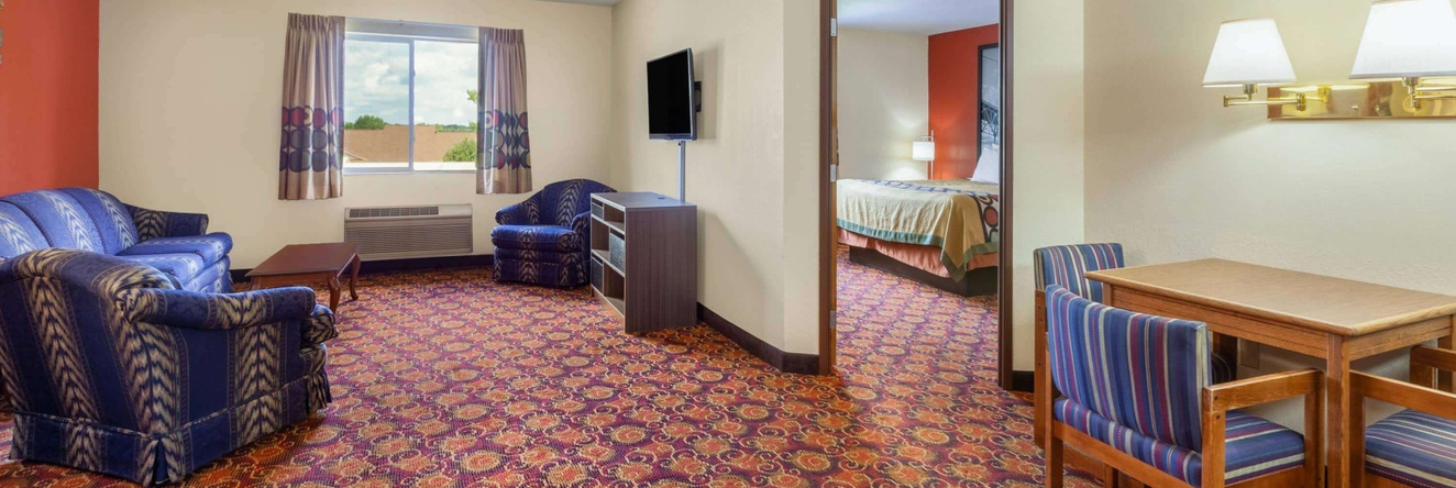 Super 8 By Wyndham Big Rapids, Биг Рэпидс — фото 1