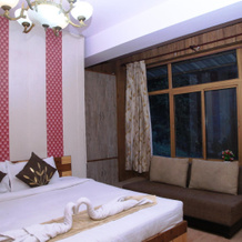 Pinewood Cottages & Spa Shimla, Shimla — photo 5