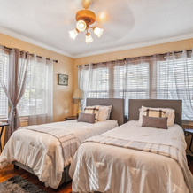The Old Downtown Historic Grand Prairie House 4 Bedroom Home by RedAwning, 大草原城 — 照片 4