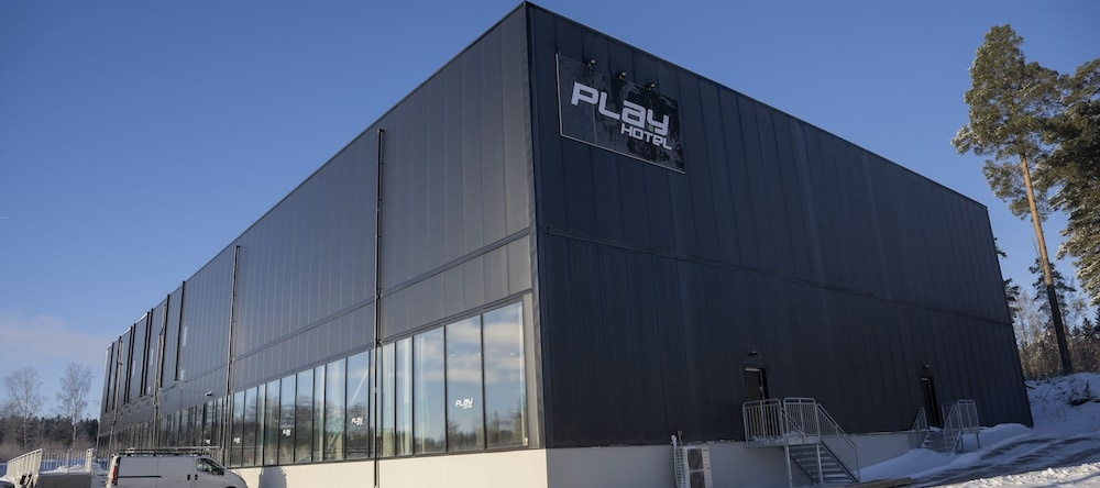 Playhotel, 米约尔比 — 照片 1