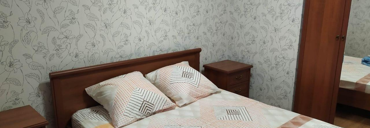 Гость, Бобров — фото 1