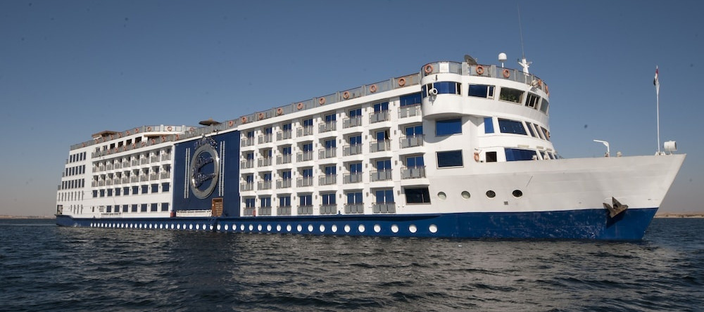 SUNRISE African Dreams Cruise - Grand Select, 阿布辛贝 — 照片 1
