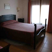 Hotel Fonda Siques, 贝萨卢 — 照片 3