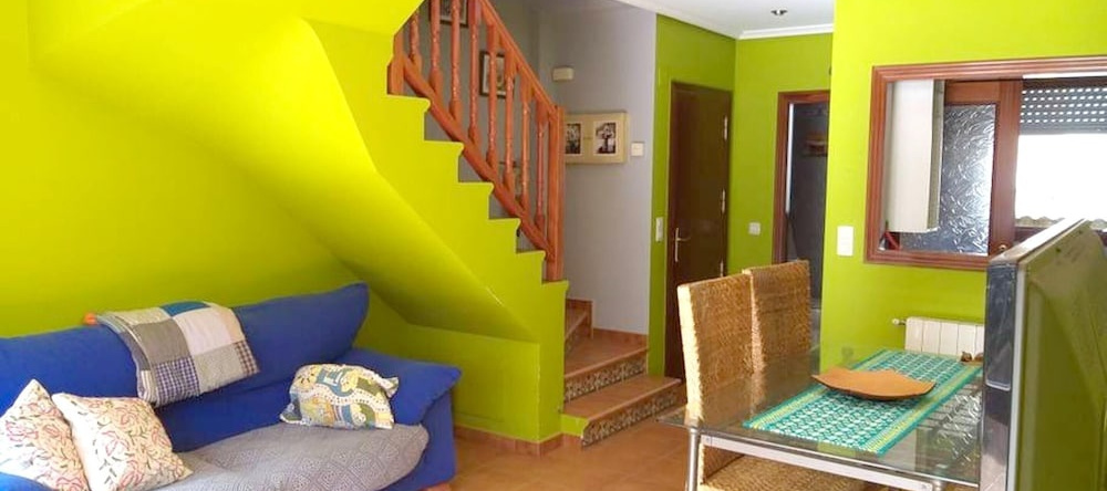 House With 3 Bedrooms In Argonos, With Furnished Terrace, 阿尔戈尼奥斯 — 照片 1