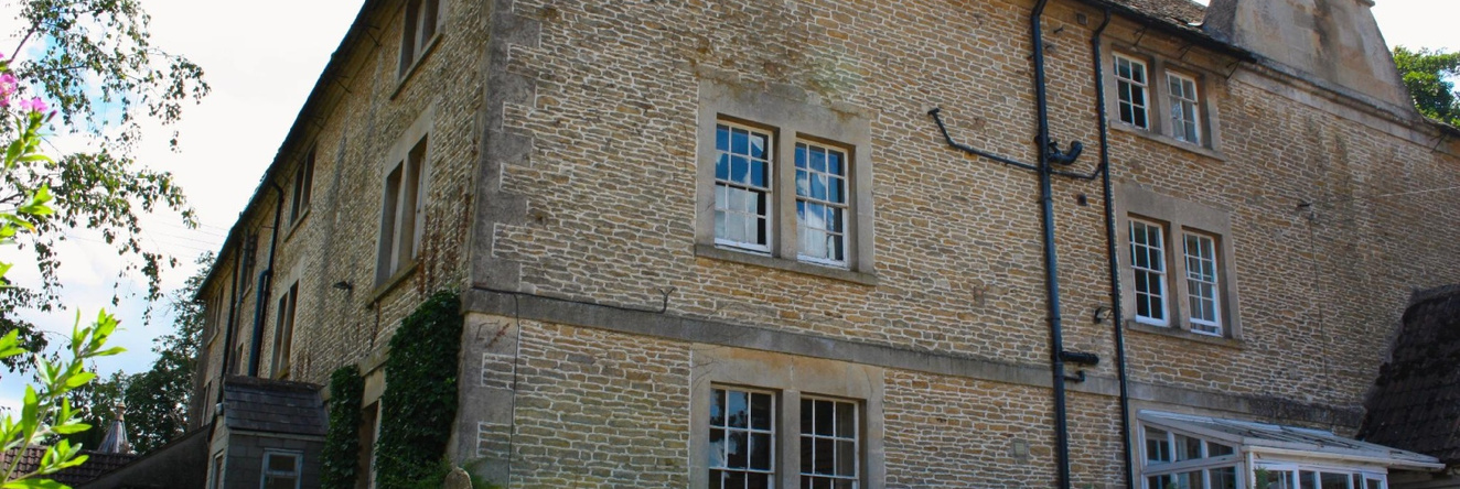 Manor Farm Bed & Breakfast, Grittleton — photo 1