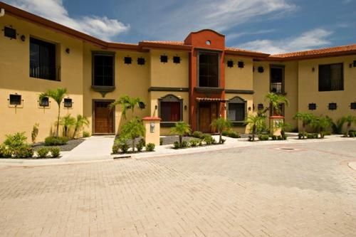 Luxury Flamingo home with ocean view sleeps 10 - walking distance from beach, 火烈鸟海滩 — 照片 1
