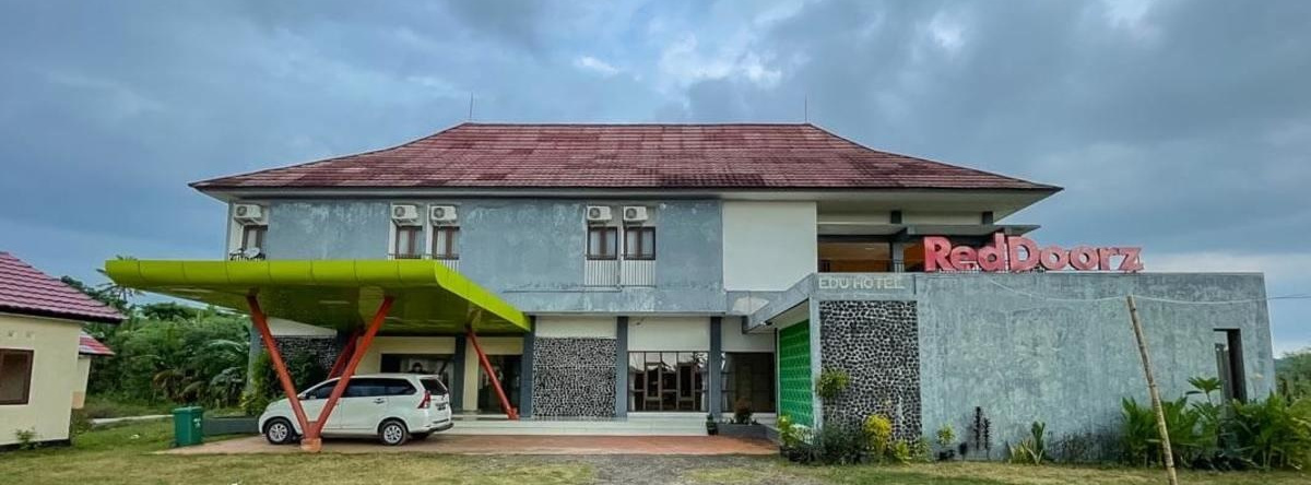 RedDoorz @ Jalan Raya Kuta Lombok Mandalika, Kecamatan Pujut — photo 1