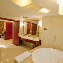 Shiwai Taoyuan Hotel, Guangnan — photo 5