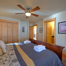 Altitude Adjustment - 5 Br Cabin, 欧文 — 照片 5