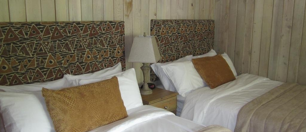 The Surf Lodge And Pub, Остров Габриола — фото 1