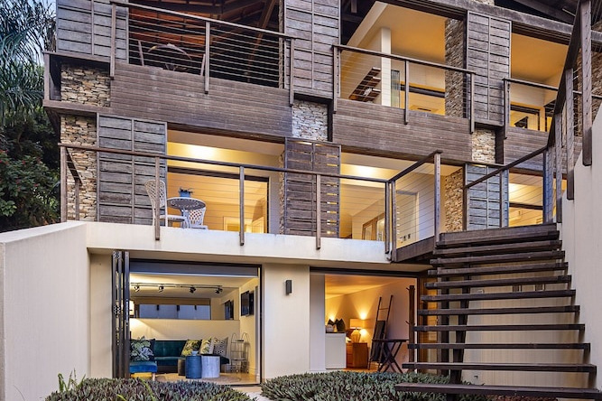 DolphinCoast YOLO Spaces-Ballito Beach House Villa, 索尔特罗克 — 照片 1