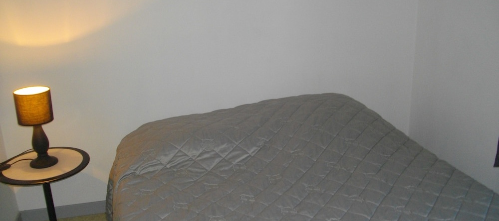 Studio Meublé, Saint-Omer — photo 1