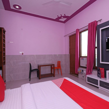 OYO 12065 Hotel Raj Palace, 甲西 — 照片 5