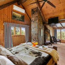 Eagles Nest Luxury Mountain Retreat, Narbethong — photo 4