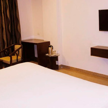 Hotel - The Jhora Magra, 西罗希 — 照片 2