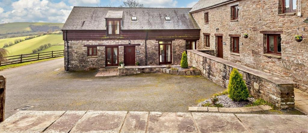Beacons View Farm Cottages, Мертир-Синог — фото 1