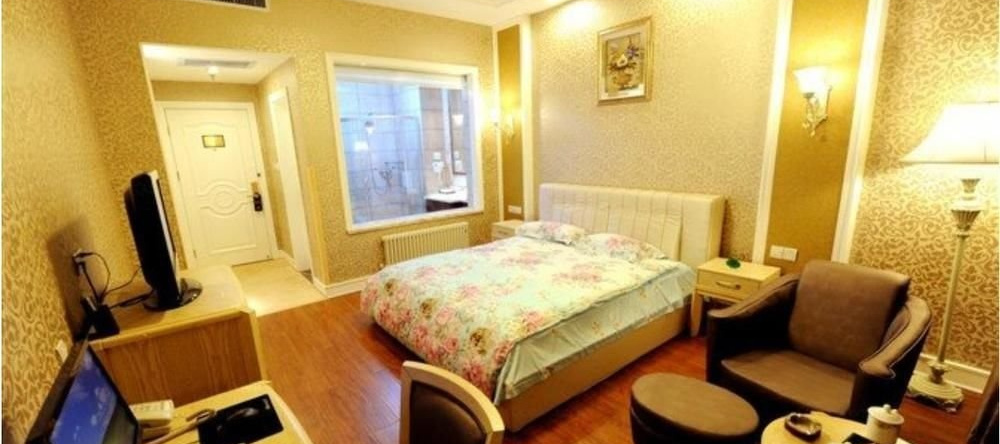 Hongyun Grand Hotel, 烟台 — 照片 1