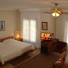 Idiston  Rooms & Suites, Кастория — фото 3