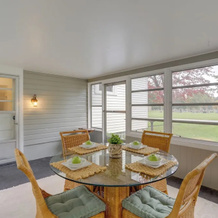 Cozy Cottage in Historic Village: Near Cedar Point, Milan — photo 5