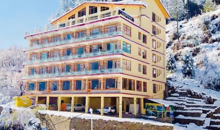 Jannat Hotel and Spa, 马纳利 — 照片 1