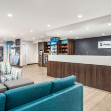 Clarion Pointe East Lansing University Area, 奥克莫斯 — 照片 2