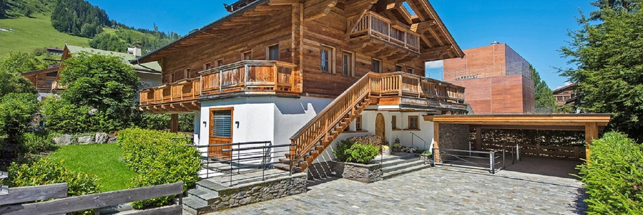 Lovely Chalet Kitzbuhel Villa, Kitzbuhel — photo 1