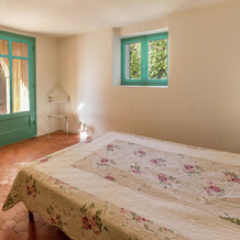 Beautiful Villa in Rayol-Canadel-sur-Mer near Sea, 拉约勒卡纳代勒滨海 — 照片 3